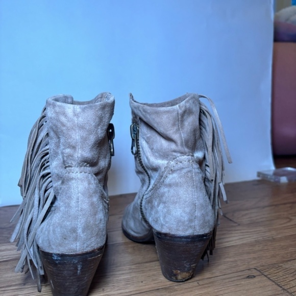 Sam Edelman Suede Fringe Ankle Boots Size 7M - Picture 7 of 13
